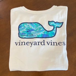 Vineyard Vines Boy’s 18 (XL) short sleeve T-shirt.  Great condition.